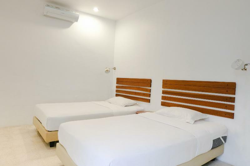 Augustina Home Malang Exterior foto